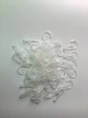 Η συνήθεια τύπωσε την τοποθετημένη σε στρώματα πλαστική πολυ τσάντα φερμουάρ με την κρεμάστρα για το ένδυμα/το εσώρουχο